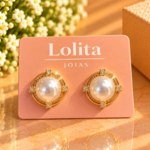 Brinco Dourado com Pérola Central – Lolita Joias